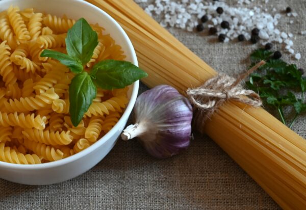 pasta, italian food, cooking, basil, tomato, place for inscription, kitchen, restaurant, yellow, can